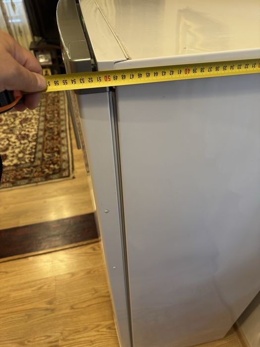 Congelator vertical Arctic AC256+ – 215 L, 6 sertare, stare bună