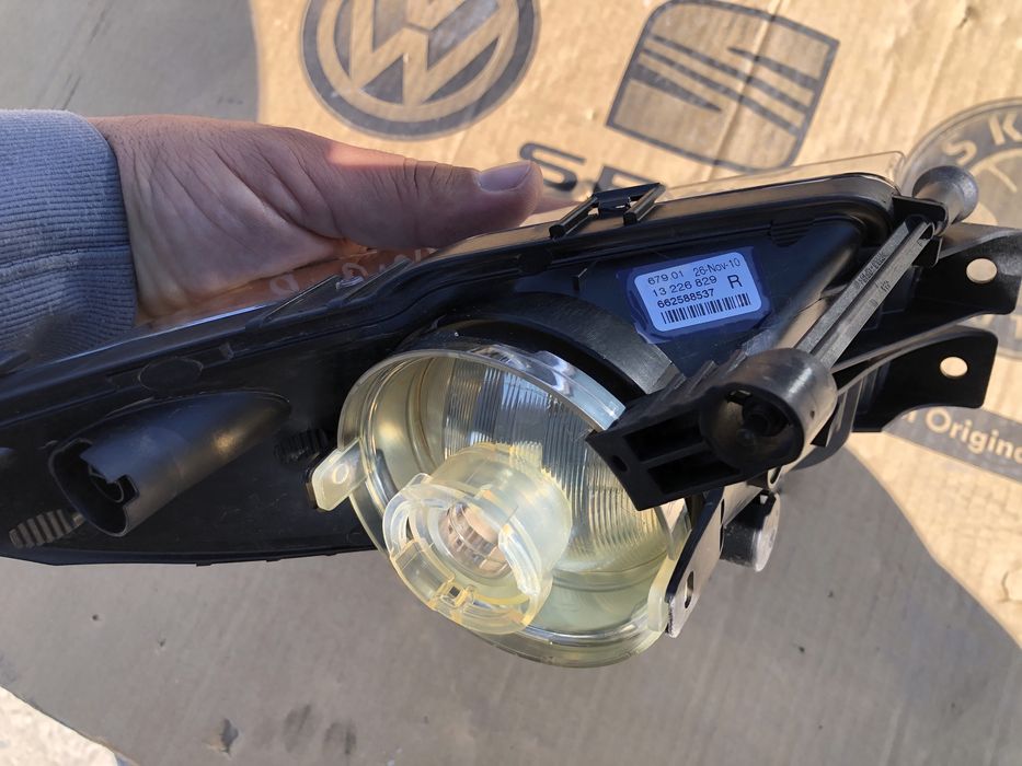 Халоген Opel Insignia