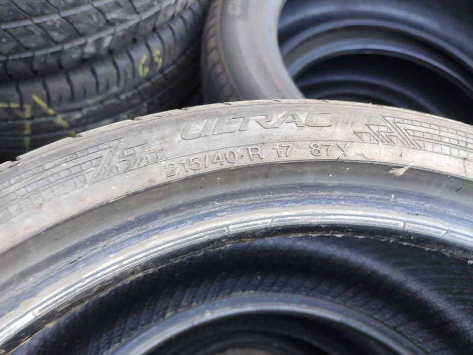 4бр Летни гуми 215 40 17 - Vredestein и Westlake