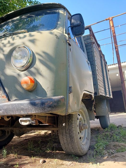 Uaz 1980yili narhi 2000$