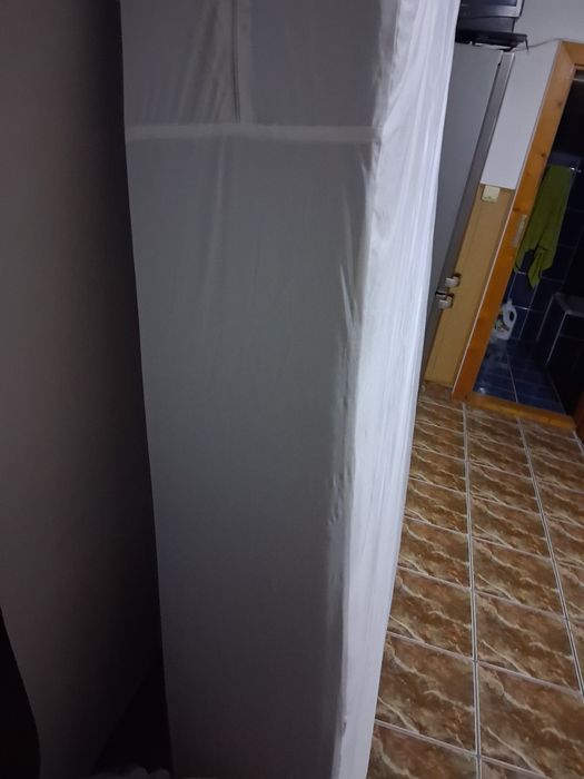 Vând saltea 200/180/30