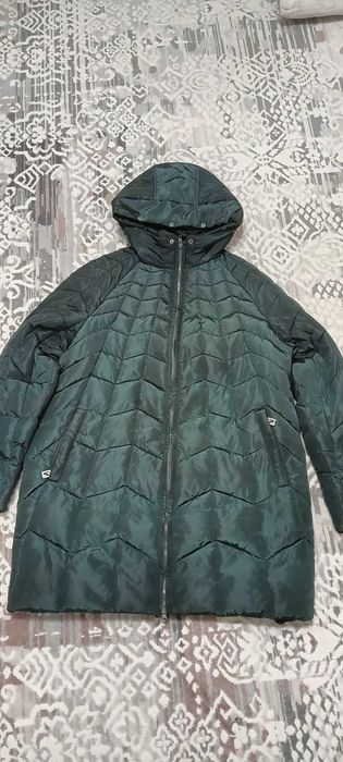 Зимний женский пуховик