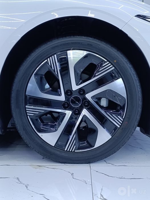 Dongfeng Forthing S7 gibrid