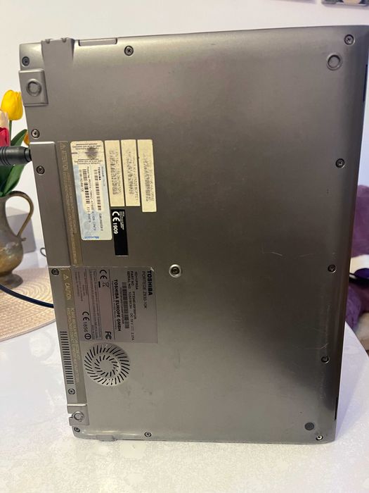 Laptop Toshiba Z830 Slim  Intel i5 / 10GB ram / ssd 512gb