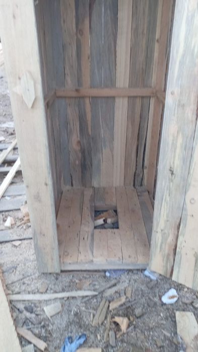 Уличные туалеты. Доставка по городу