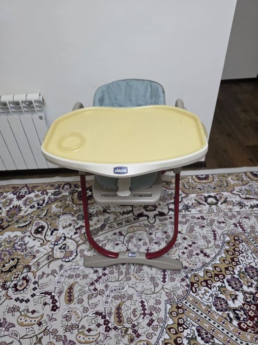 Обменяю детский стол для кормление