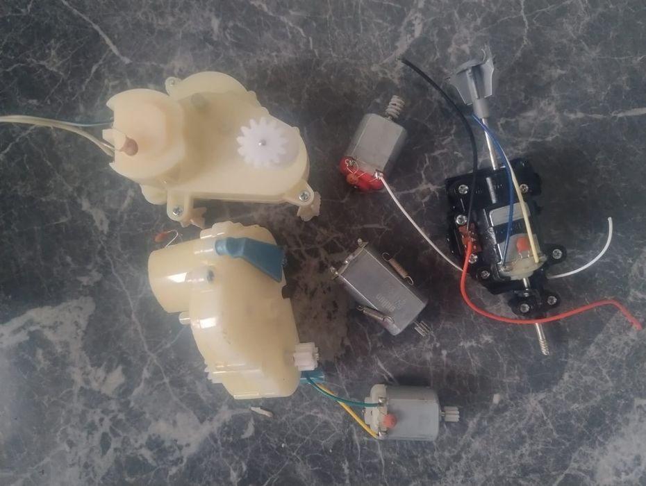 Motoraș, am 6 bucăți