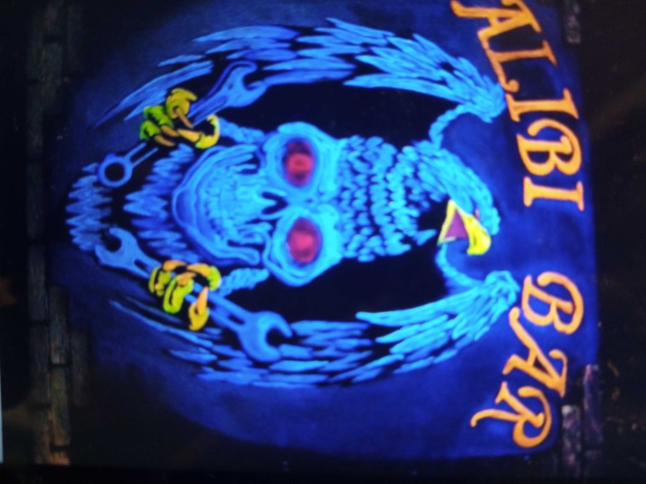 Yonadigan rasm chizamiz fosforda rassom. Художник фосфор ресуник.