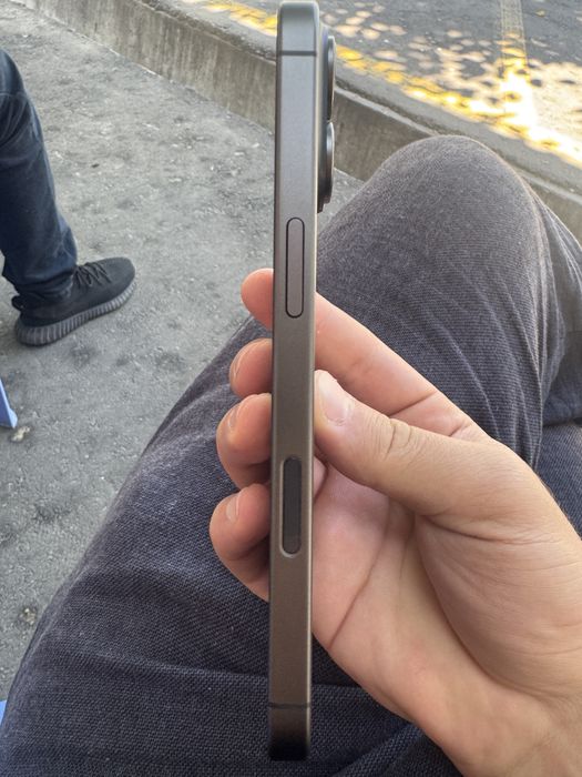 Iphone 17 black / 256gb / 45ц / Esim