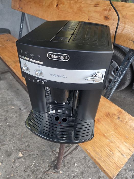 Aparat de cafea Dellonghi Magnifica