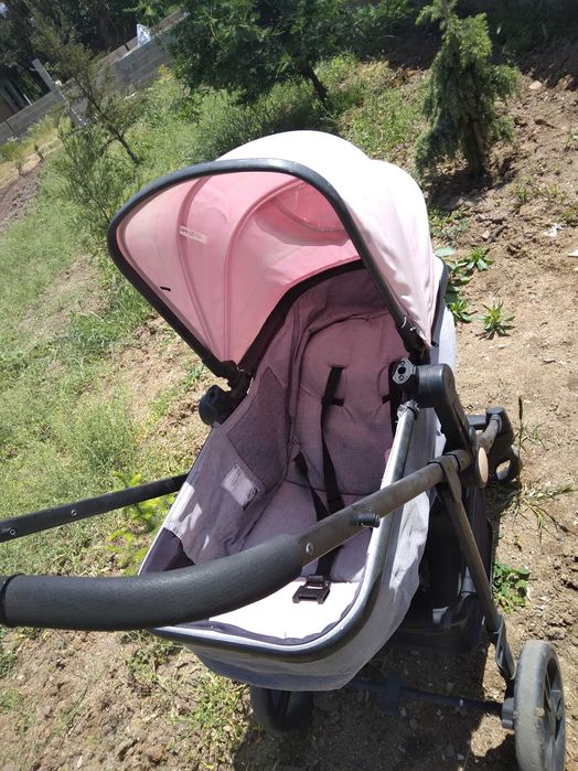 Бебешка количка от 0 месец до две години