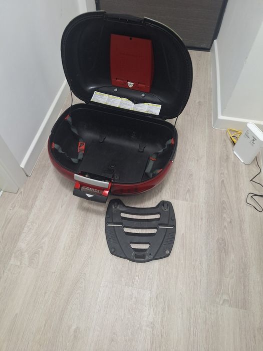 Top case(cutii) moto Givi monokey Maxia, sau SW Motech 50 litri
