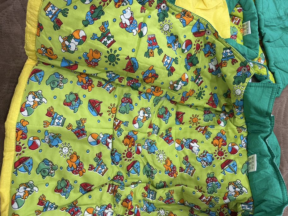 Продам детские куртки