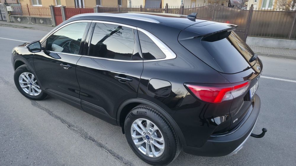 FORD KUGA 4X4 TITANIUM Diesel 2 litri 190 CP,