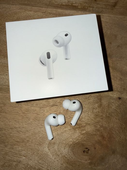 Căsti AirPods Pro 3 (doar castile) stanga si dreapta