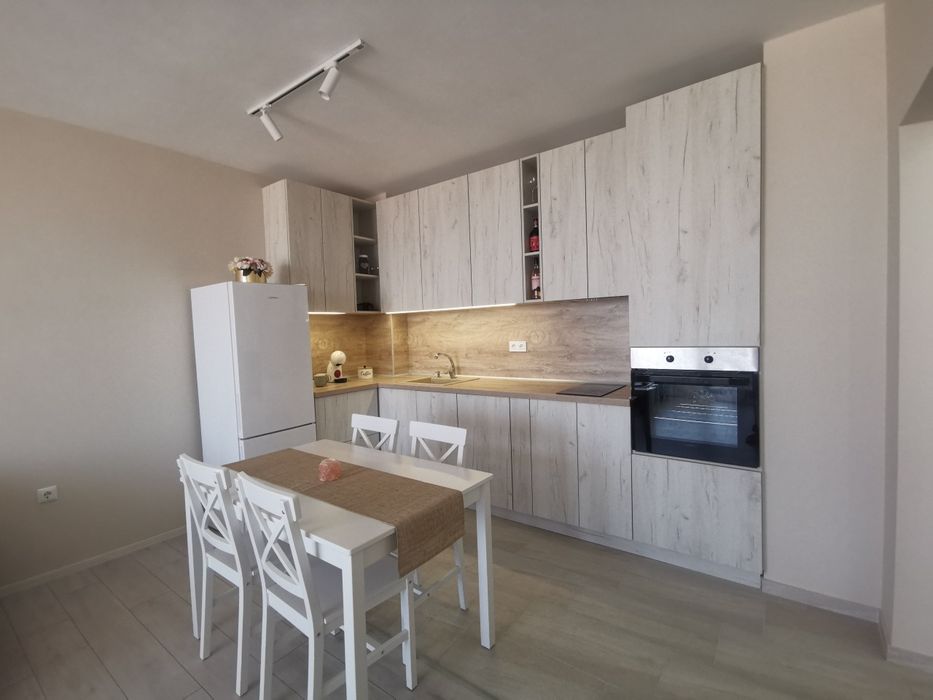 Апартамент за нощувки през лятото