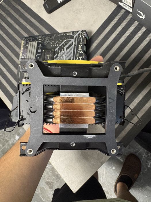 Intel core i5-9600kf+охладител Arctic