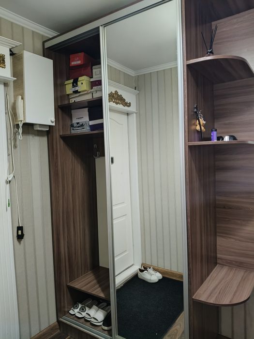 Продается прихожка