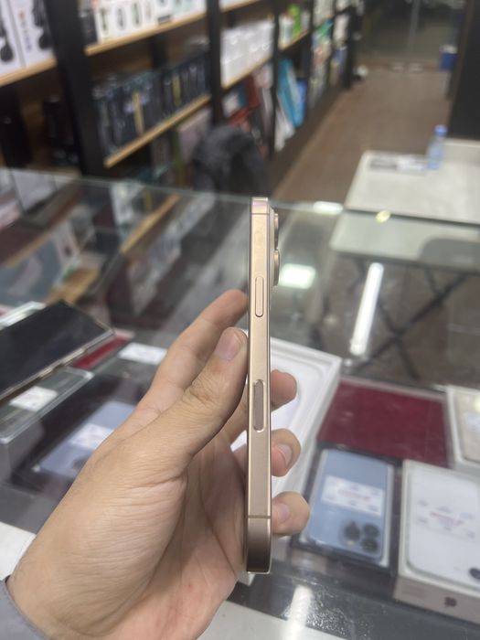 Iphone 16 pro 128 gb 95%