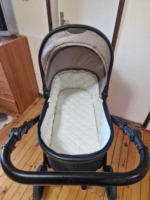 Бебешка количка Kikaboo 3в1