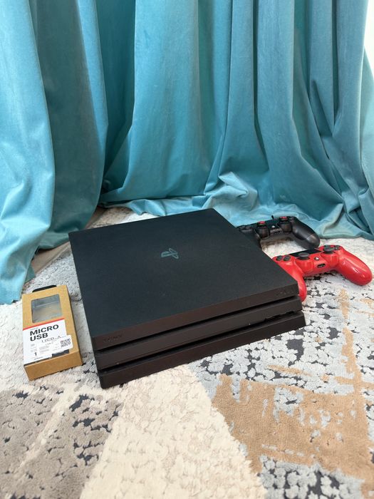 Ps 4 PRO 1 TB + 2 геймпада и с играми
