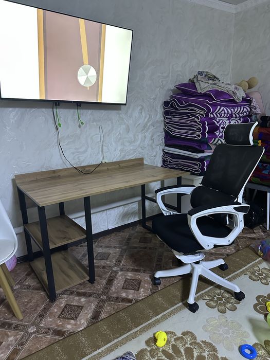 Продам стол и кресло