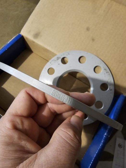 2 броя Фланци  за джанти H&R 5мм 5х114.3