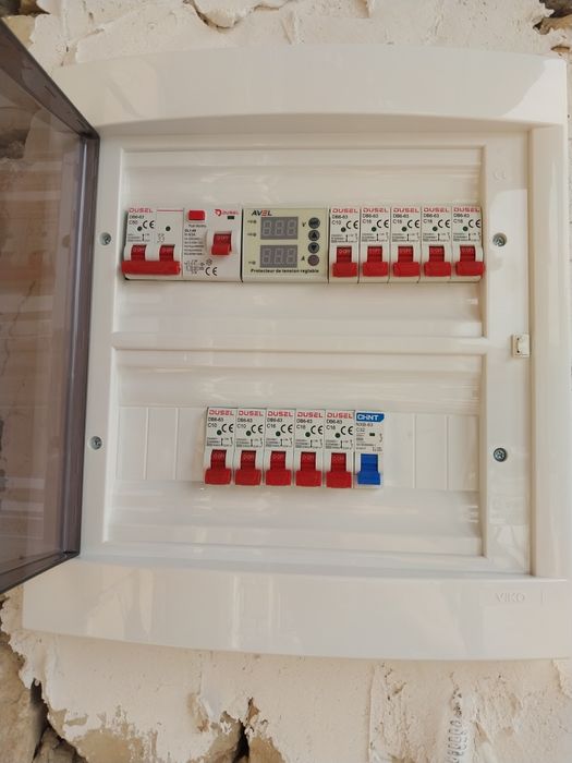 Услуга Электрика монтаж домов квартир и Установка зарядных устройств