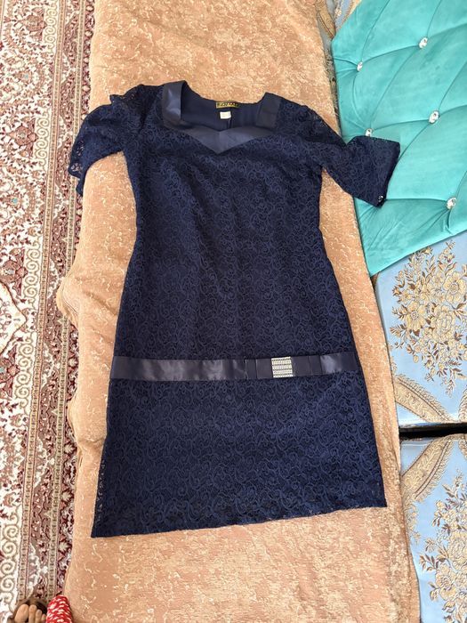 Продам платье б/у