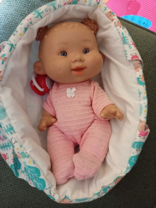 Детска кукла-бебенце Вики
