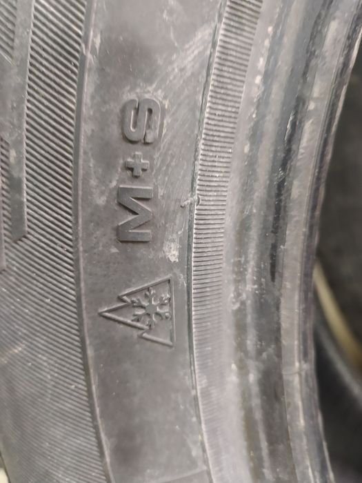 Продам 215/55/16