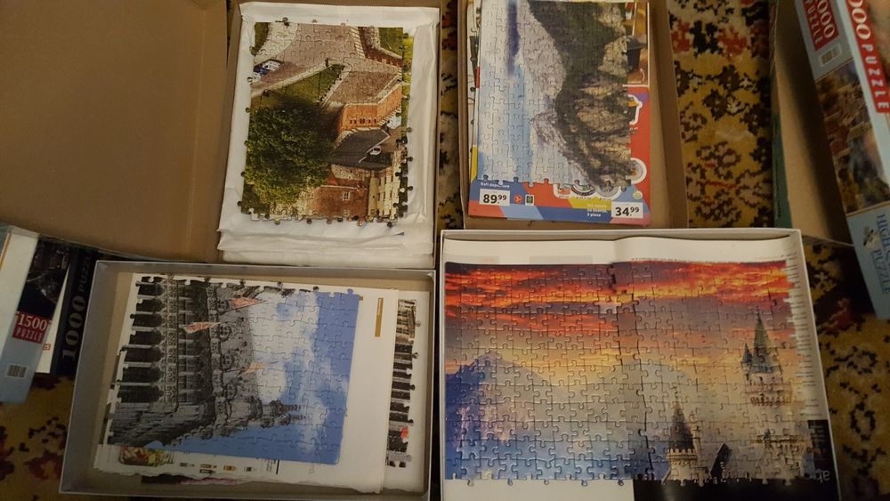 Colectie 36 de puzzle asamblate