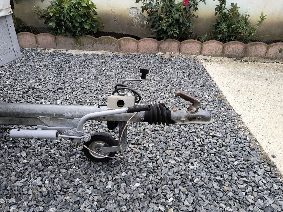 Remorcă sistem frânare 1200kg