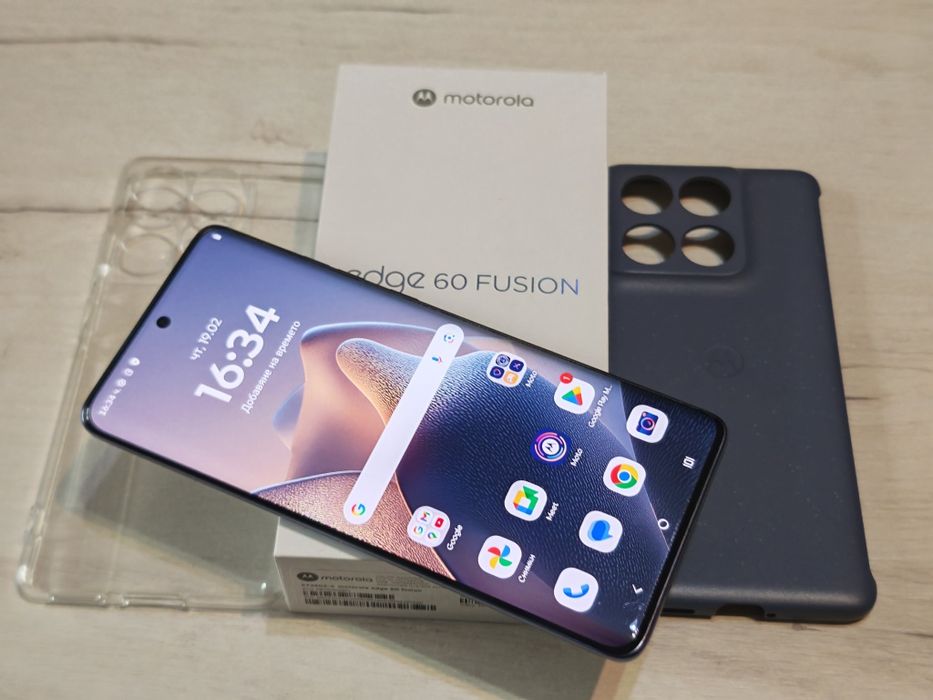 Нов* Motorola Edge 60 Fusion 24 м. Гаранция
