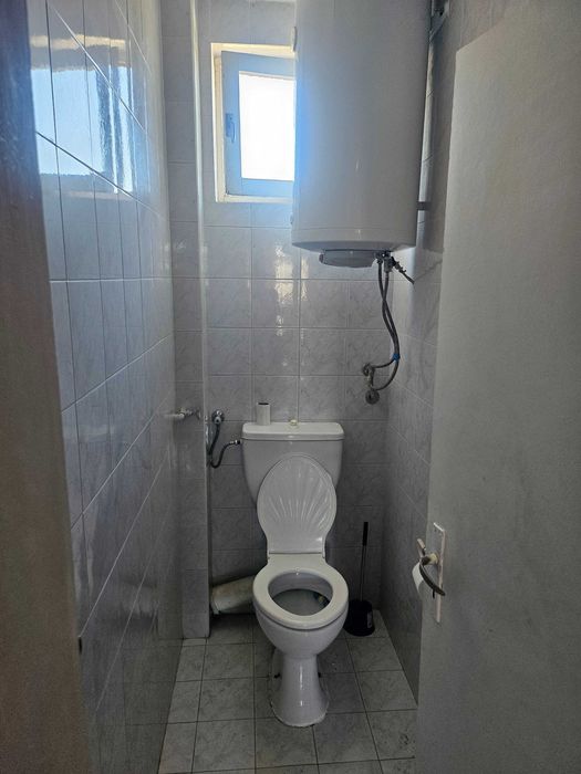 Продава се самостоятелна къща в гр. Ахелой
