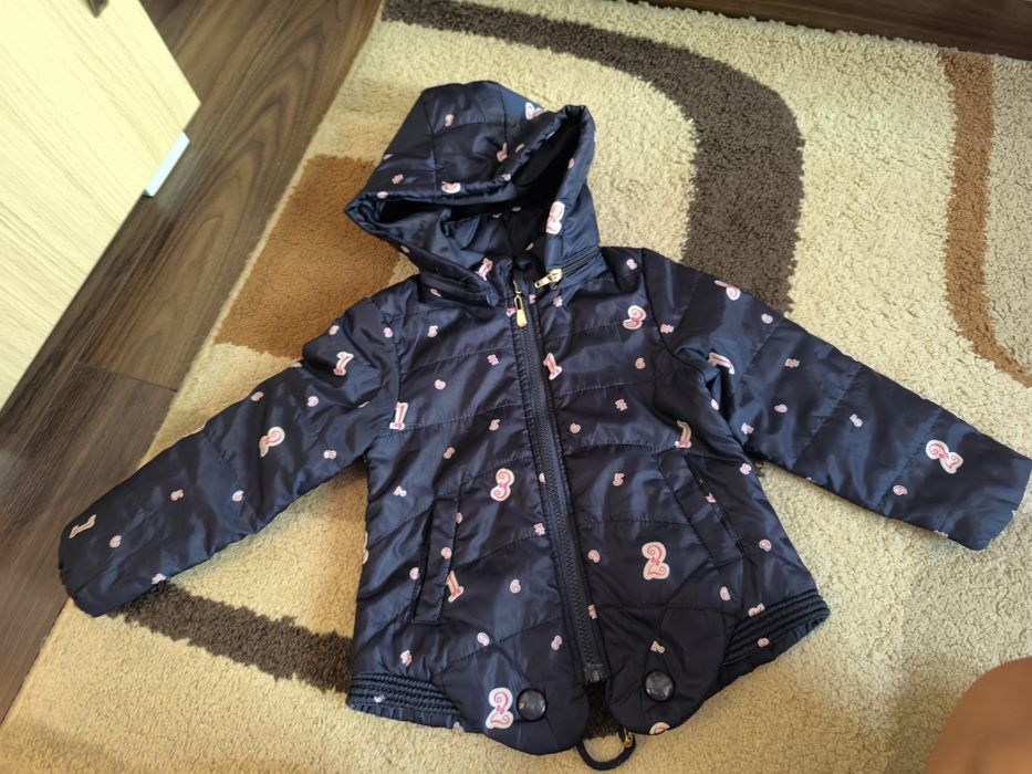 Голям лот дрешки 104 см H&M,DKNY и др якета,пижама,клинове