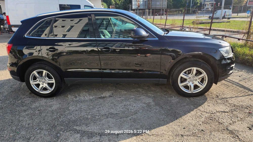 Vand  AUDI  Q5, 2011