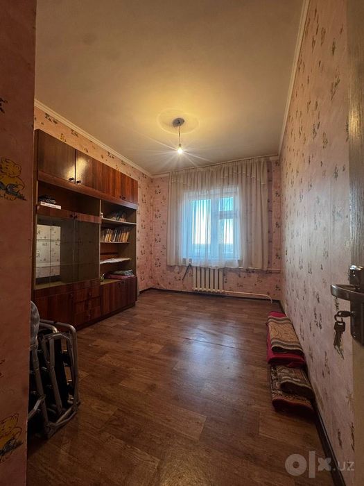 Продаётся квартира 76 м², 9 мкр Чирчик, рядом Пед институт
