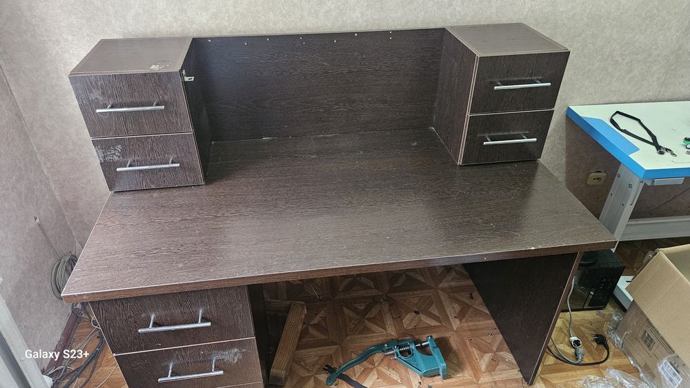 Стол для работы, усиленная столешница
