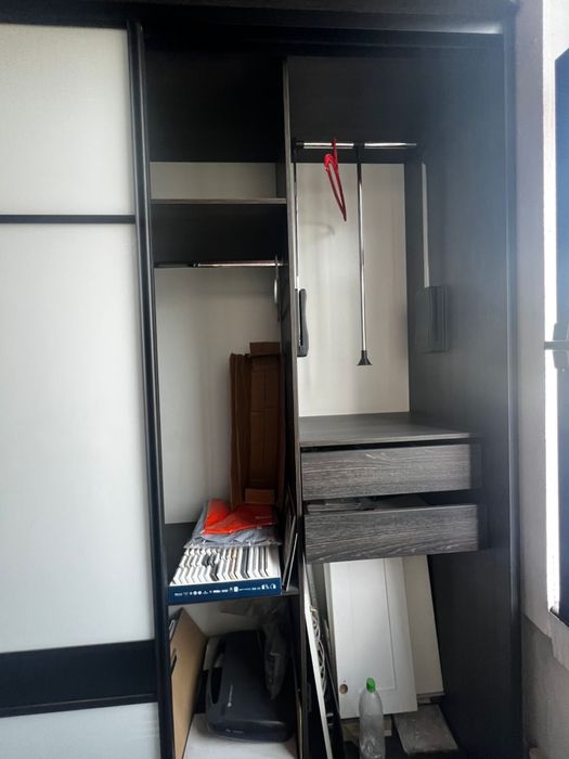 Продам хороший шкаф