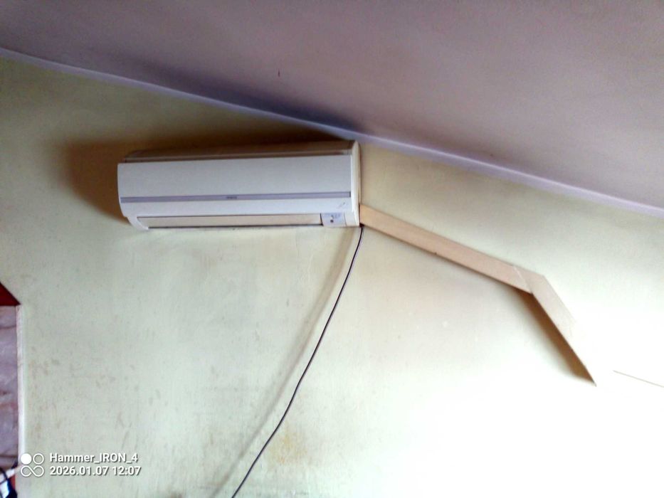 Дава се под наем Двустаен апартамент в Ямбол, Център - 33 кв.м за 49.47 € - Снимка #1