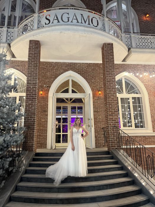 Свадебное платье со шлейфом