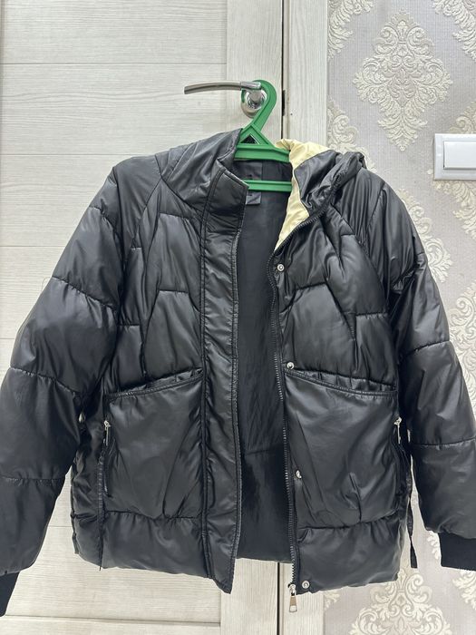 Продается демисезонная куртка