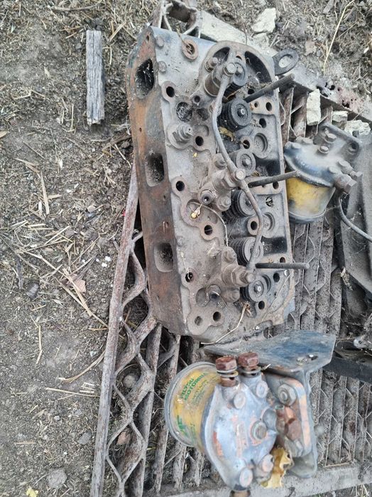 Motor Tractor Fiat sau Universal 445