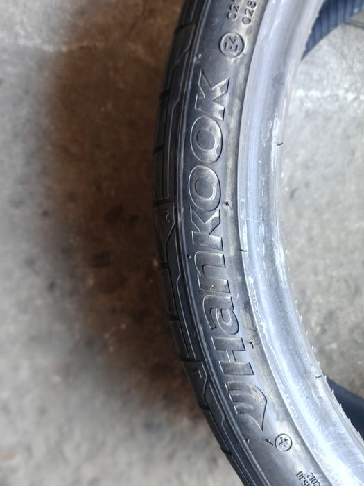 Летни гуми -19цола -235/35-1бр.-120лв."HANKOOK"