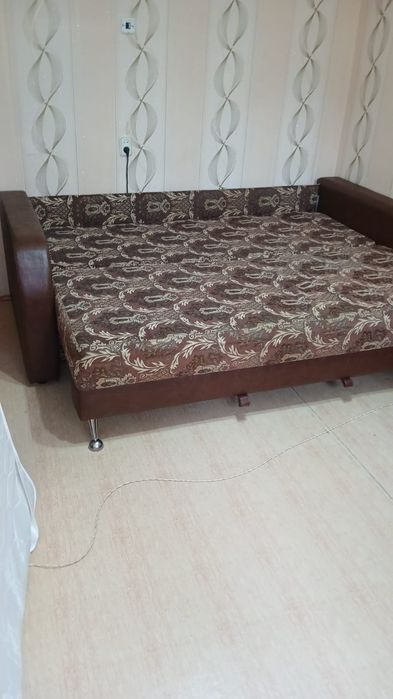 Продам диван б/у