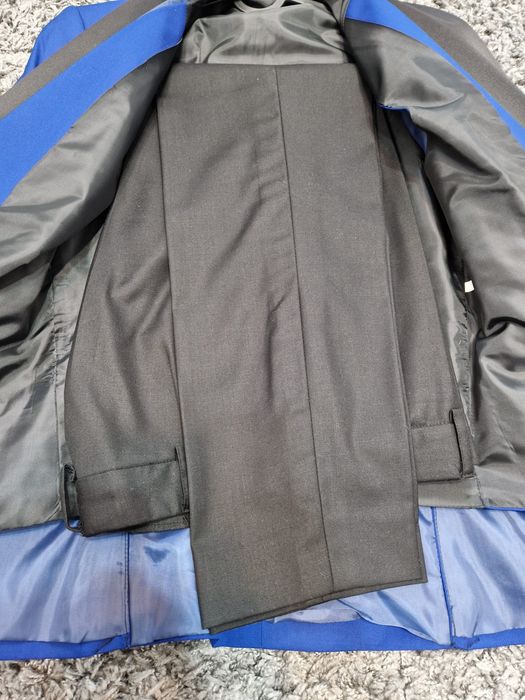 Costum ginere ,albastru royal