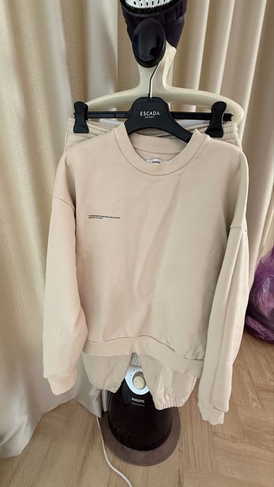 Костюми Hugo boss, Sandro, Michael cors, pangaia, Chanel