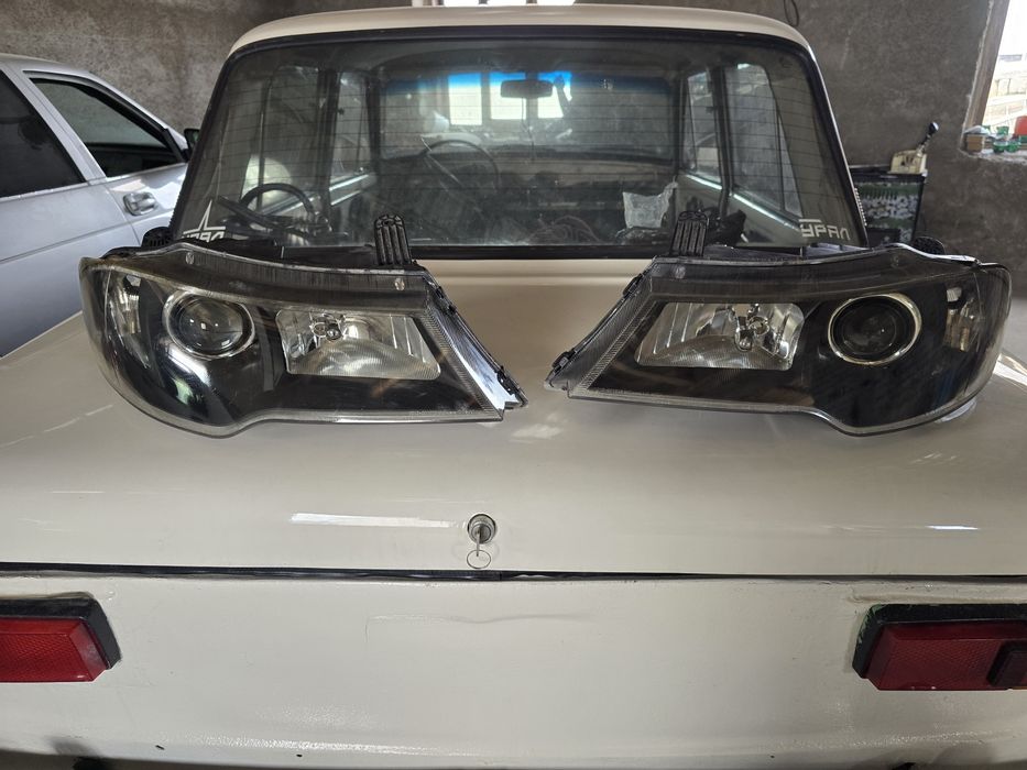 Некси фар левый и правый