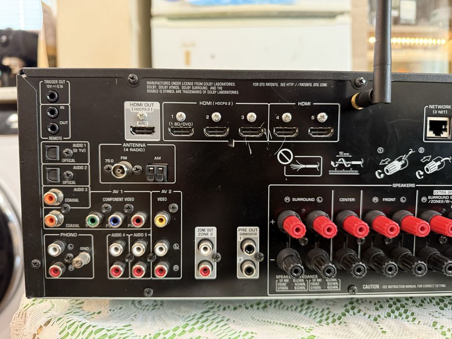 Yamaha RX-V683 Bluetooth Wi Fi